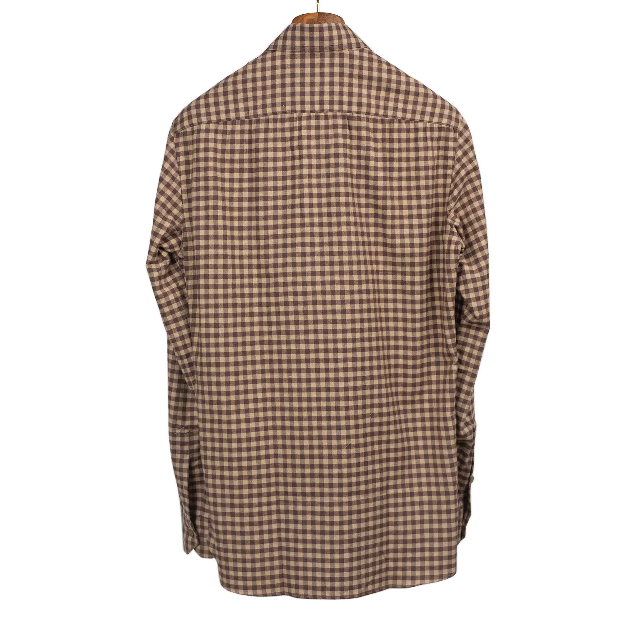 Buttoned collar shirt in tonal brown and beige gingham cotton flannel