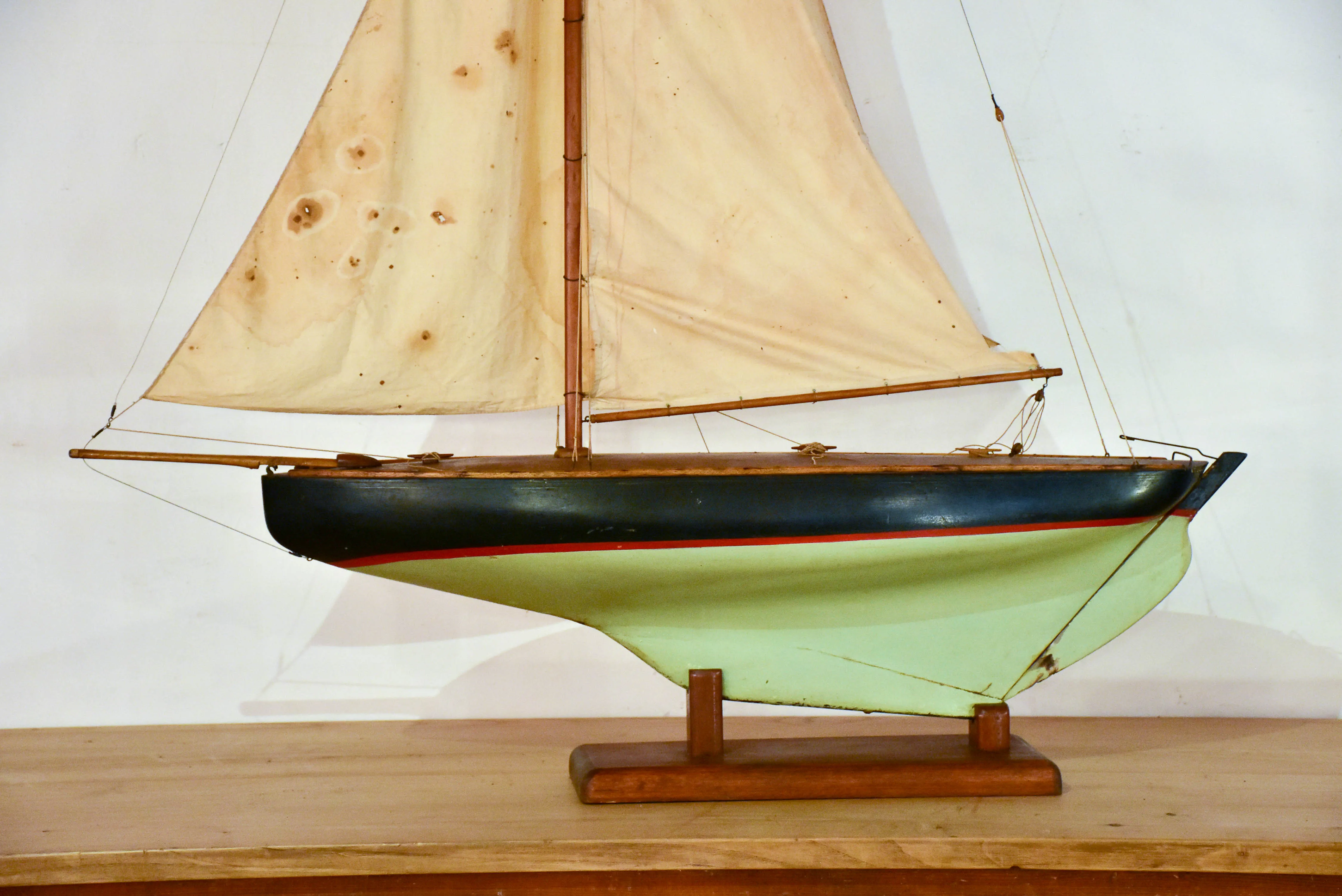 Late 18th century model boat - branded Quimper