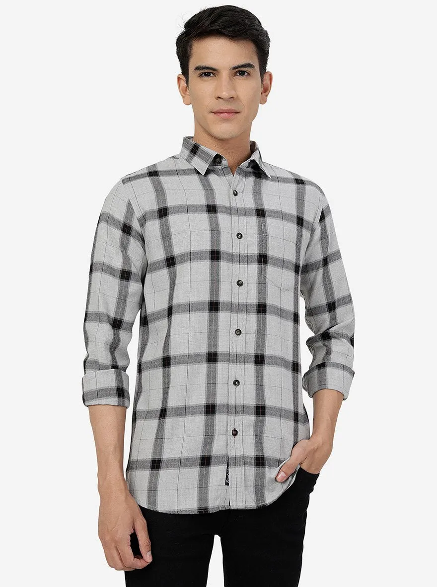 Light Grey Checked Slim Fit Casual Shirt | JadeBlue