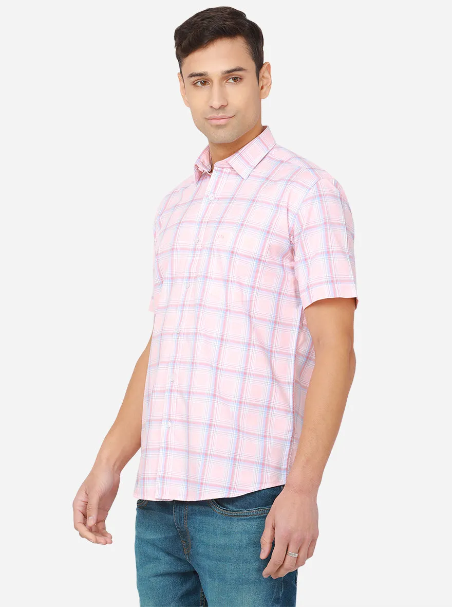 Light Pink Checked Slim Fit Casual Shirt | JadeBlue