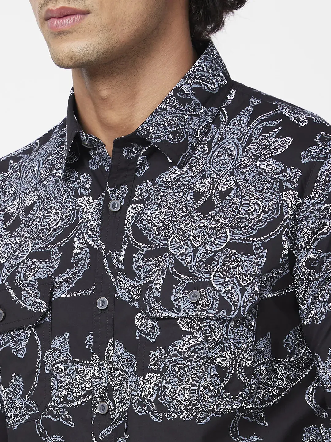 Spykar Men Black Poplin Regular Slim Fit Full Sleeve Casual Floral Print Shirt