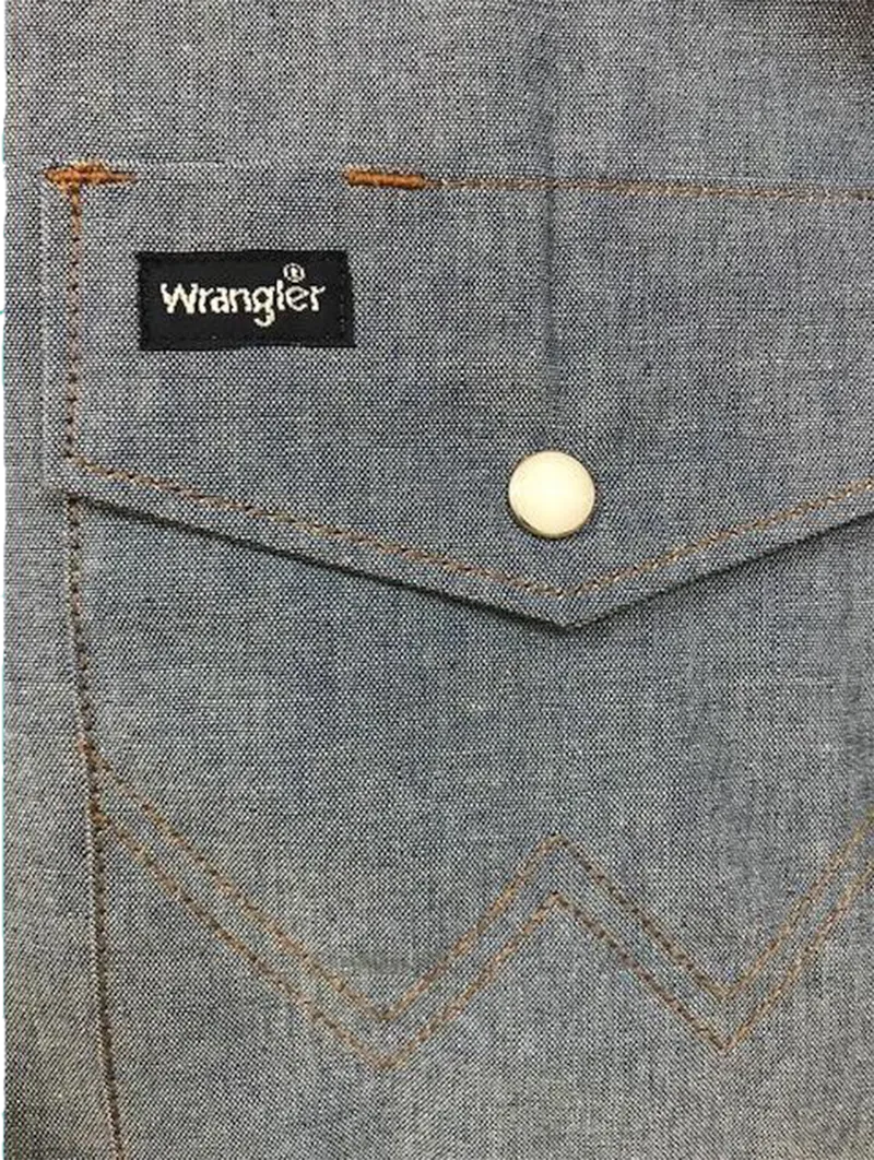 Wrangler Men's Cowboy Cut Light Blue Chambray Shirt